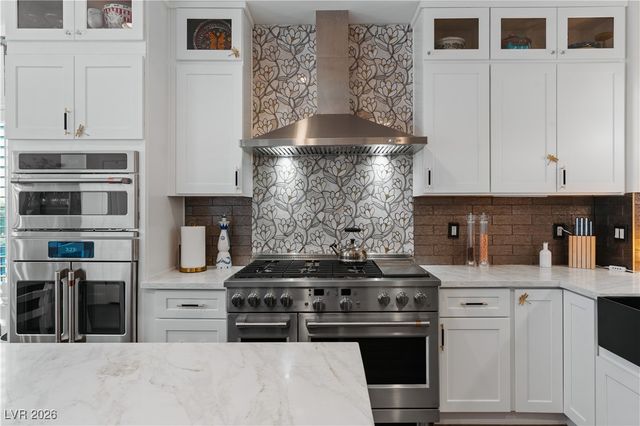 2116 Clearwater Lake Drive, Henderson, NV 89044