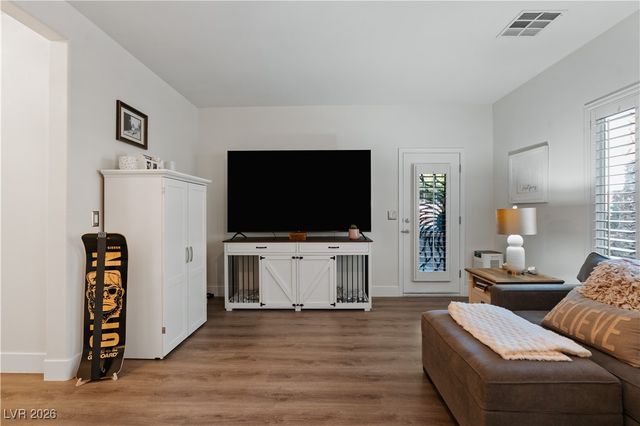 2116 Clearwater Lake Drive, Henderson, NV 89044