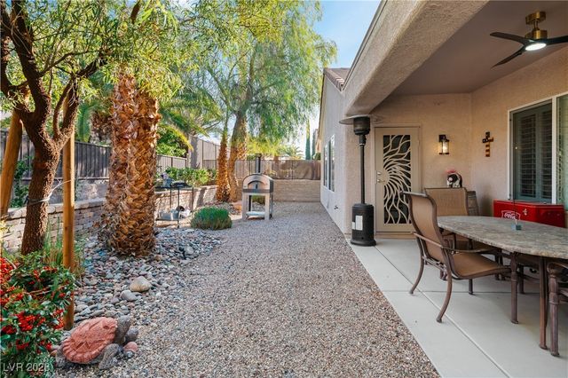 2116 Clearwater Lake Drive, Henderson, NV 89044