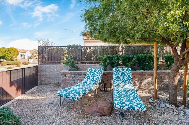 2116 Clearwater Lake Drive, Henderson, NV 89044