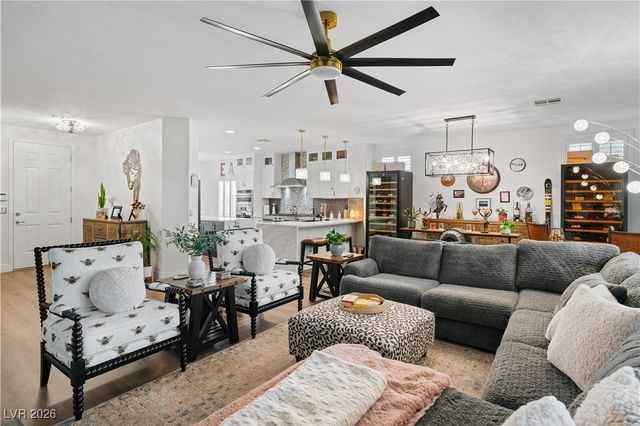 2116 Clearwater Lake Drive, Henderson, NV 89044