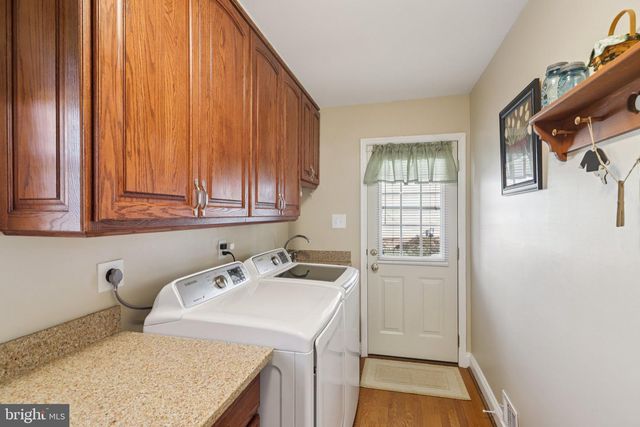 5404 FRANCY ADAMS CT, Fairfax, VA 22032