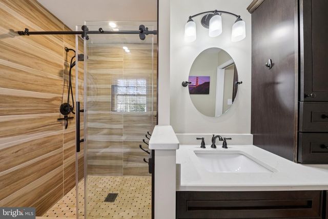 5404 FRANCY ADAMS CT, Fairfax, VA 22032