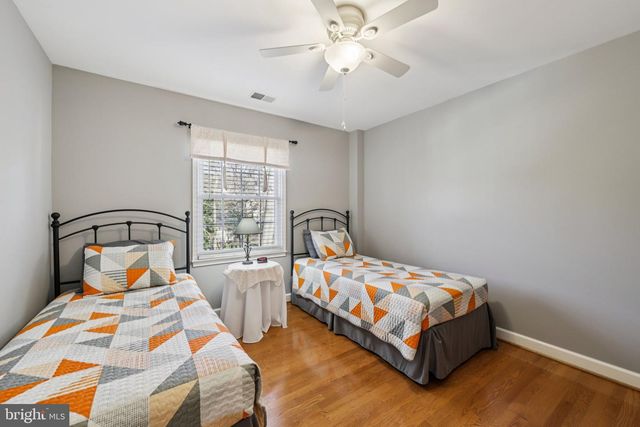 5404 FRANCY ADAMS CT, Fairfax, VA 22032