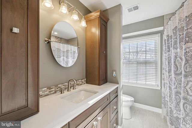 5404 FRANCY ADAMS CT, Fairfax, VA 22032