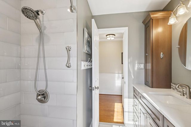 5404 FRANCY ADAMS CT, Fairfax, VA 22032