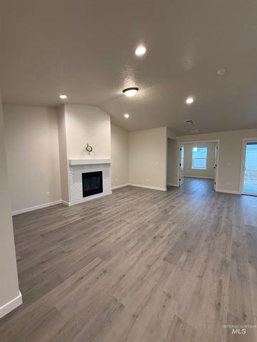 7819 E Meriwether, Nampa, ID 83687