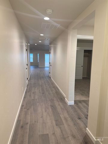 7819 E Meriwether, Nampa, ID 83687