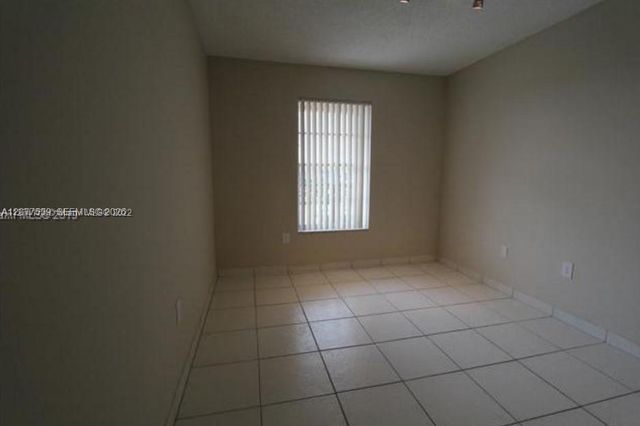 5775 W 20th Avenue 406, Hialeah, FL 33012