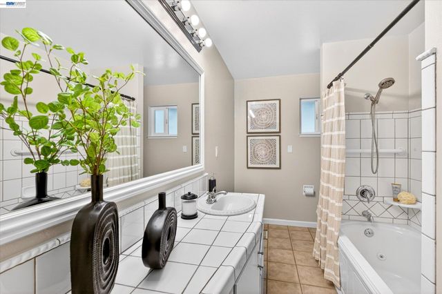 4056 Nevis St, Pleasanton, CA 94566
