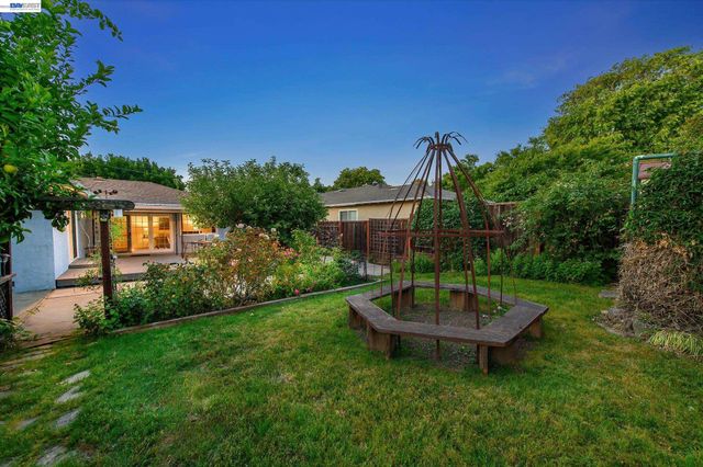 4056 Nevis St, Pleasanton, CA 94566