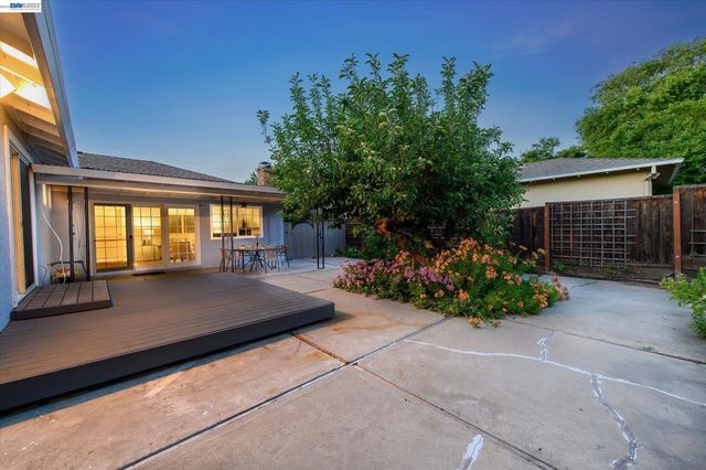 4056 Nevis St, Pleasanton, CA 94566
