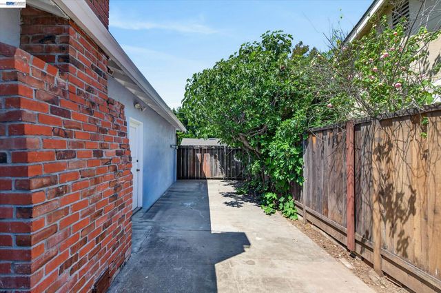 4056 Nevis St, Pleasanton, CA 94566