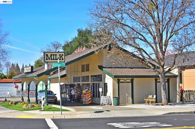 4056 Nevis St, Pleasanton, CA 94566