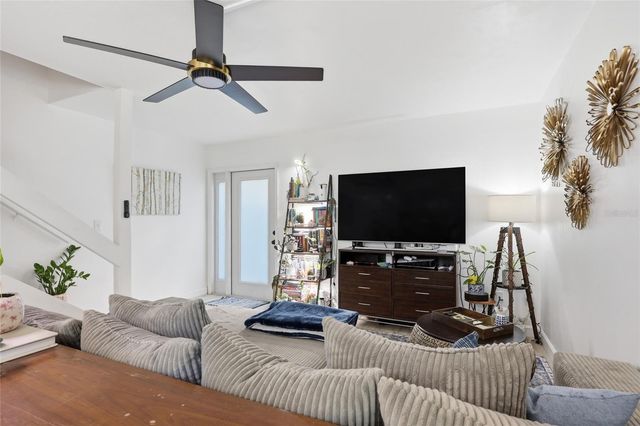 4220 SW 67TH TERRACE, Gainesville, FL 32608