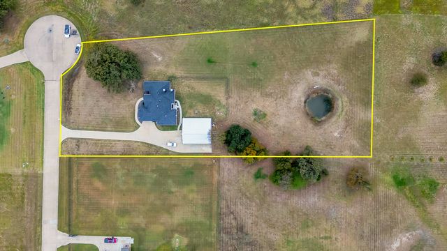 2044 Eastfield Drive, Wills Point, TX 75169