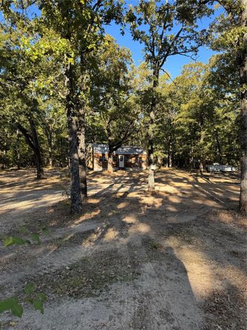 6171 Glen Oaks Road, Mabank, TX 75156