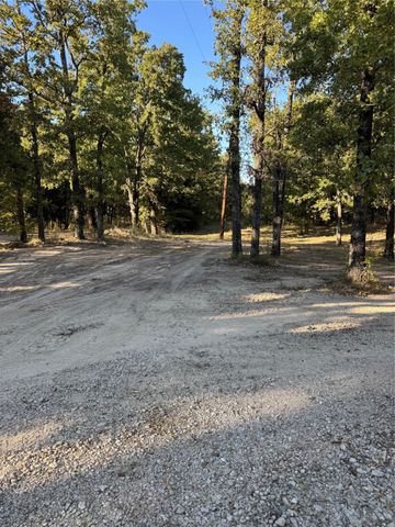 6171 Glen Oaks Road, Mabank, TX 75156