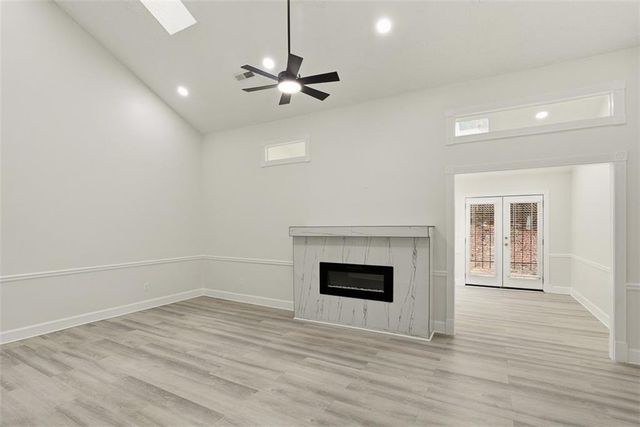 1381 Poplar Pointe SE, Smyrna, GA 30082