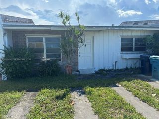2058 SW 102nd Ct, Miami, FL 33165