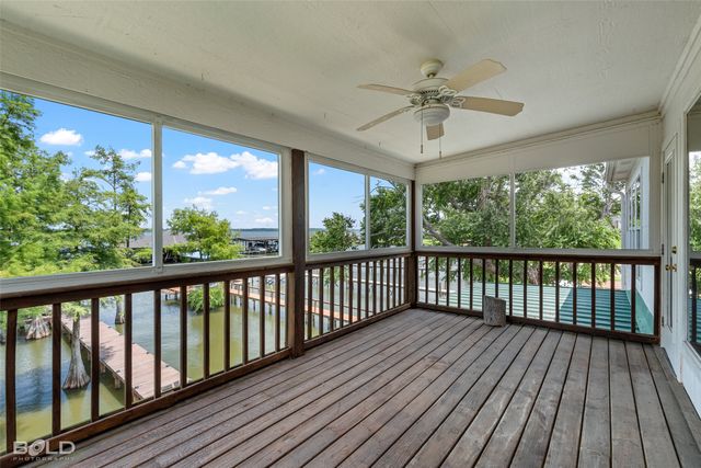 5705 Lakefront Drive, Shreveport, LA 71119