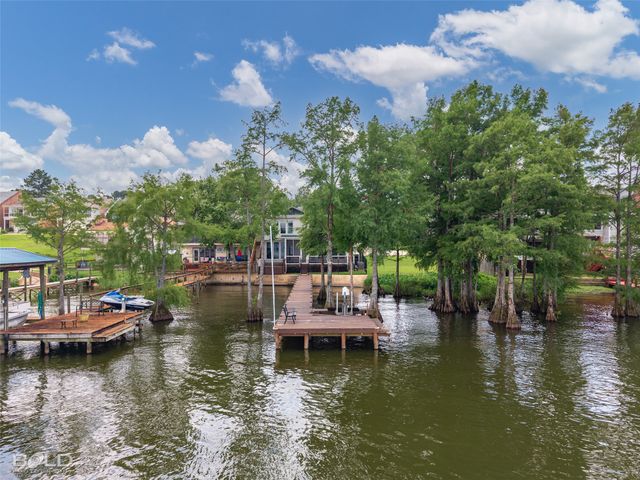 5705 Lakefront Drive, Shreveport, LA 71119