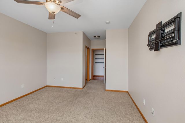 12501 Nicollet Avenue 425, Burnsville, MN 55337