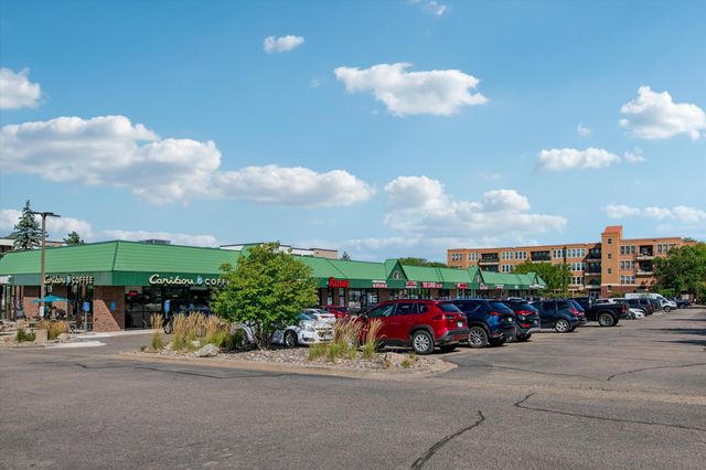 12501 Nicollet Avenue 425, Burnsville, MN 55337