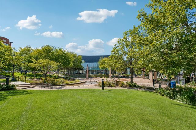 12501 Nicollet Avenue 425, Burnsville, MN 55337