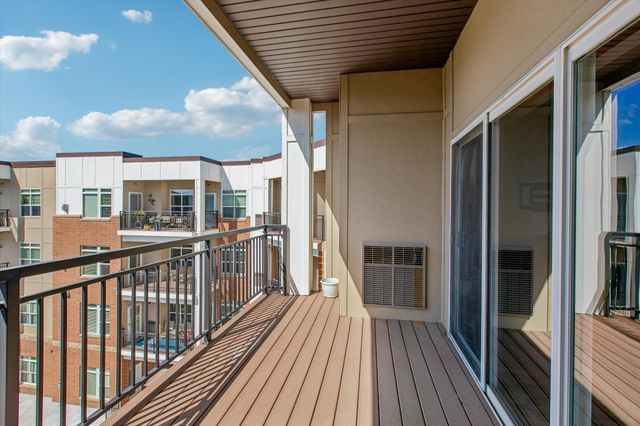 12501 Nicollet Avenue 425, Burnsville, MN 55337