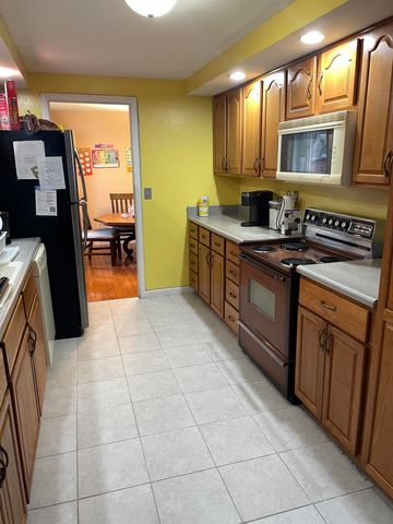 5957 Longford Road 5957 Longford Road, Dayton, OH 45424