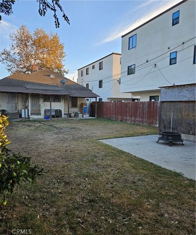 1201 Rolland Curtis, Los Angeles, CA 90037