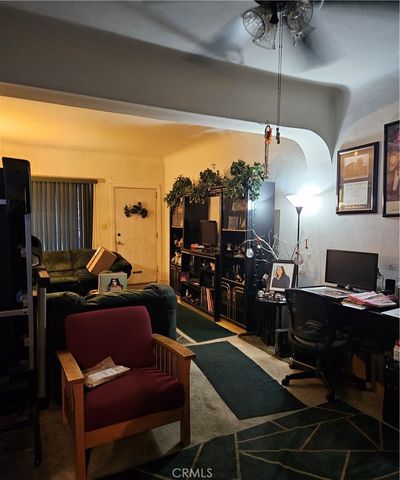 1201 Rolland Curtis, Los Angeles, CA 90037