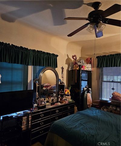 1201 Rolland Curtis, Los Angeles, CA 90037