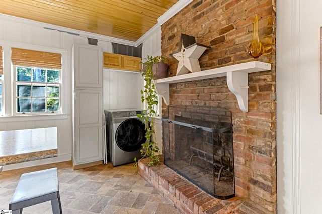 631 Piedmont Golf Course Road, Piedmont, SC 29673