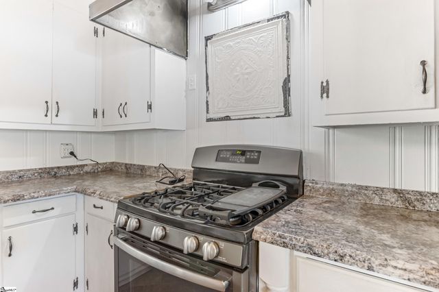 631 Piedmont Golf Course Road, Piedmont, SC 29673