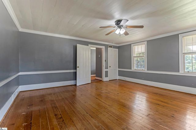 631 Piedmont Golf Course Road, Piedmont, SC 29673