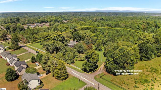 631 Piedmont Golf Course Road, Piedmont, SC 29673