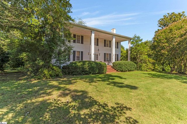 631 Piedmont Golf Course Road, Piedmont, SC 29673