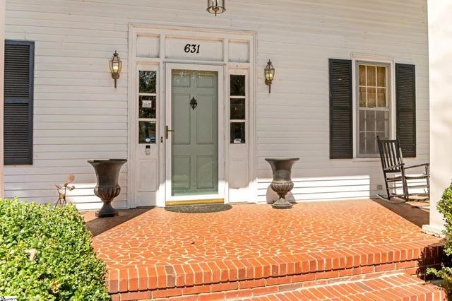 631 Piedmont Golf Course Road, Piedmont, SC 29673