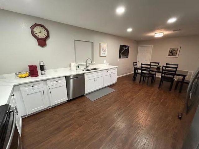 1405 3rd Avenue N, Texas City, TX 77590
