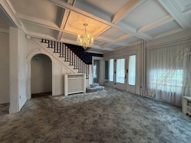 819 E Bremer, Waverly, IA 50677