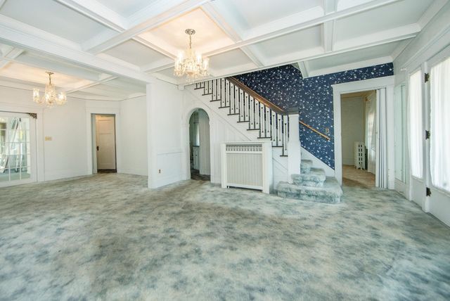 819 E Bremer, Waverly, IA 50677