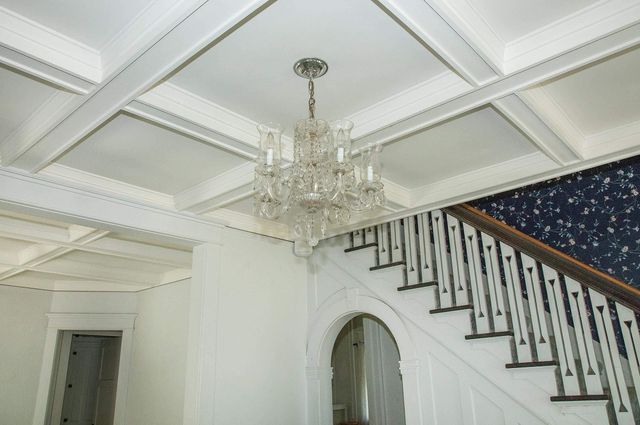 819 E Bremer, Waverly, IA 50677