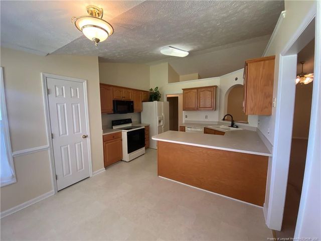 6501 Ryefield Drive, Fayetteville, NC 28314