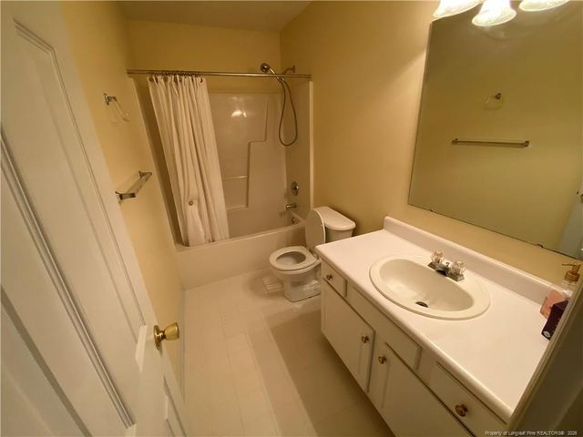 6501 Ryefield Drive, Fayetteville, NC 28314