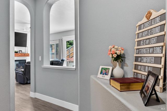612 Pacific Grove Ct, Vacaville, CA 95688