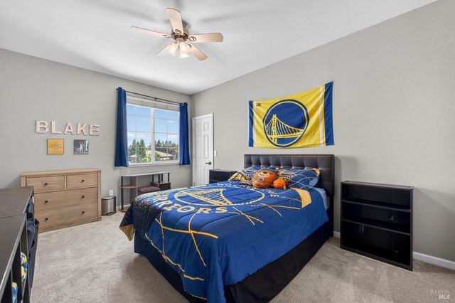 612 Pacific Grove Ct, Vacaville, CA 95688