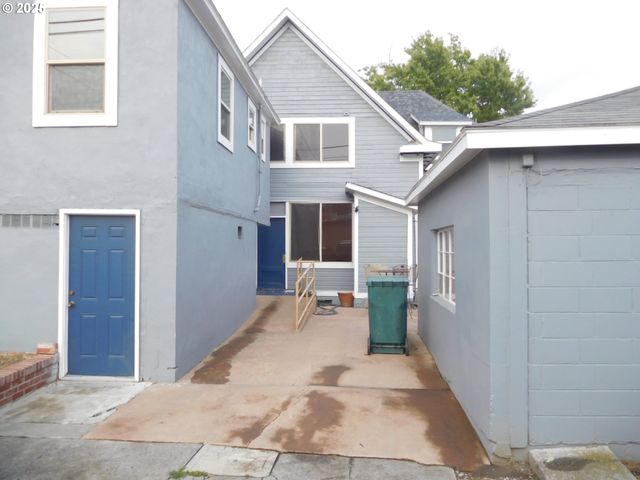 914 S MILL St, Milton Freewater, OR 97862