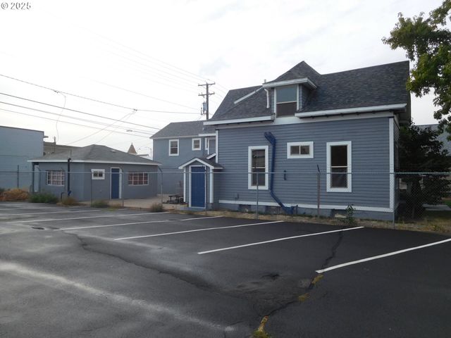 914 S MILL St, Milton Freewater, OR 97862